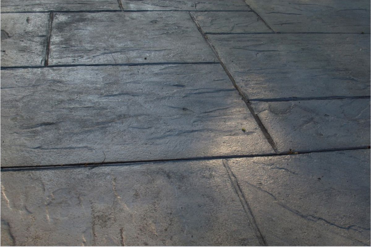 Expand I aesthetics with Stamped Concrete